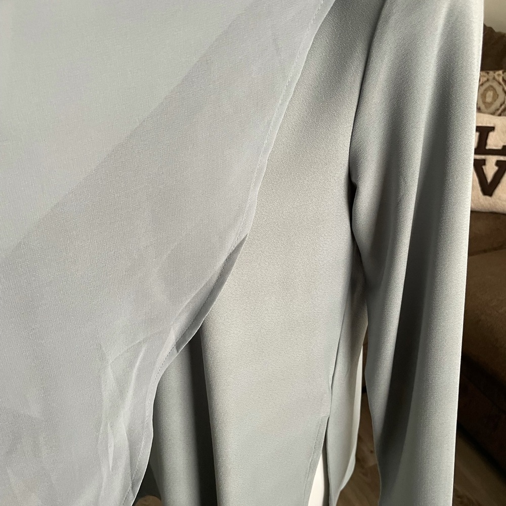 Women’s Wynne Layers Flowy Blouse Size S - Picture 2 of 6